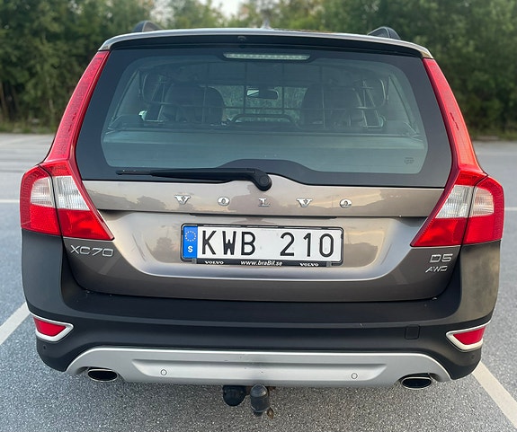 Volvo XC70 5 of 12