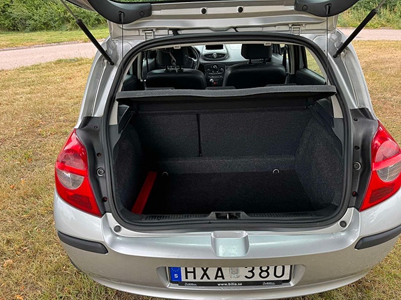 Renault Clio 6 of 7