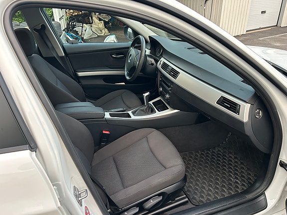 BMW 316d 5 of 10