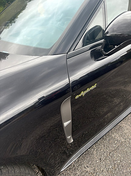 Porsche Panamera 4 7 of 9