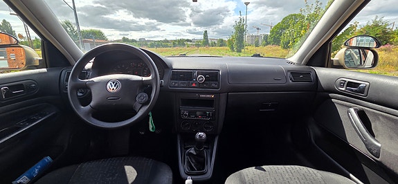 Volkswagen Golf IV 4 of 8