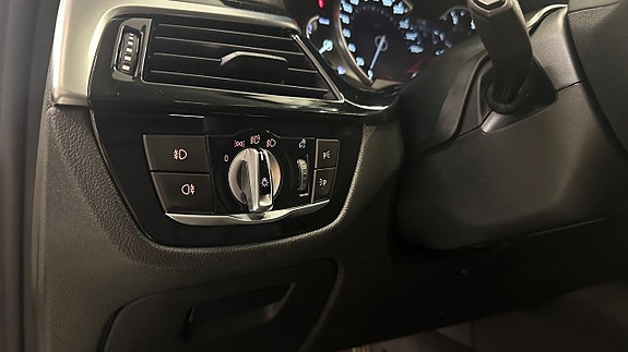 BMW 520d 13 of 30