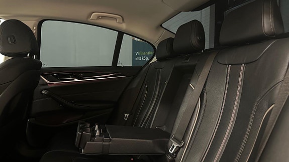 BMW 520d 15 of 30