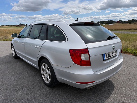 Skoda Superb 4 of 6