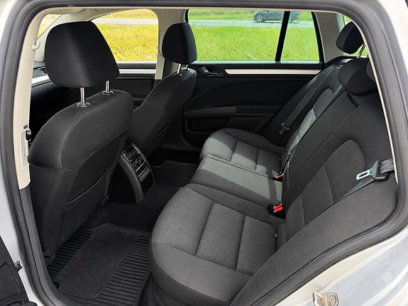 Skoda Superb 6 of 6