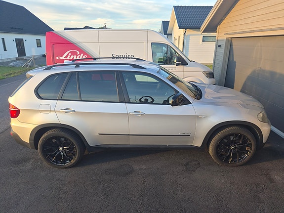 BMW X5 4 of 5