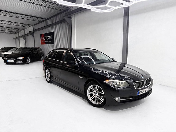 BMW 520d 4 of 12