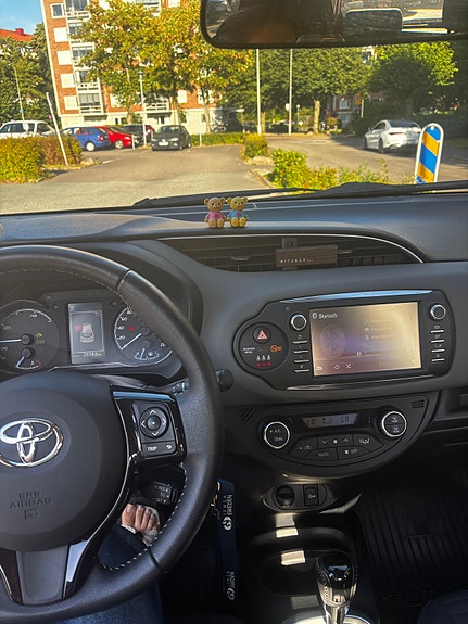 Toyota Yaris 7 of 8