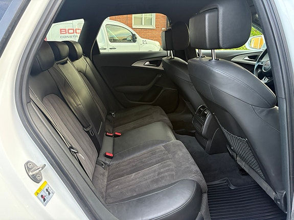 Audi A6 12 of 12