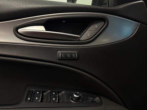 Alfa Romeo Stelvio 18 of 22