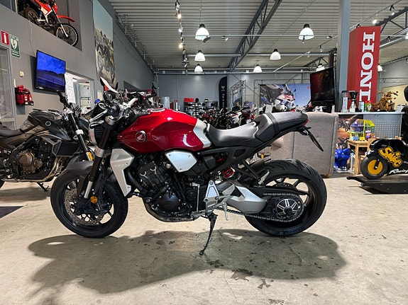 Honda CB1000R #Akrapovic helsystem & Endast 1230mil# 5 of 13