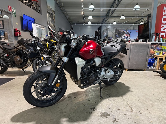 Honda CB1000R #Akrapovic helsystem & Endast 1230mil# 6 of 13