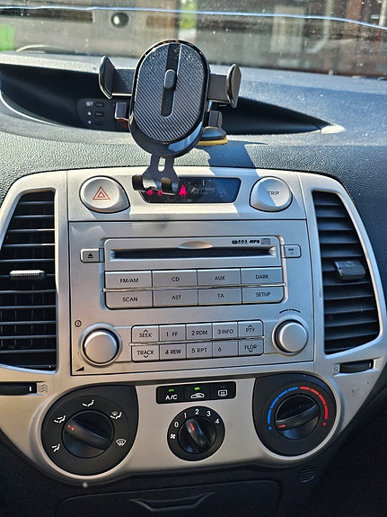 Hyundai i20 9 of 12