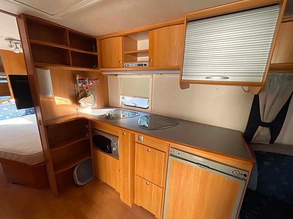 Adria 660 uk 6 of 9