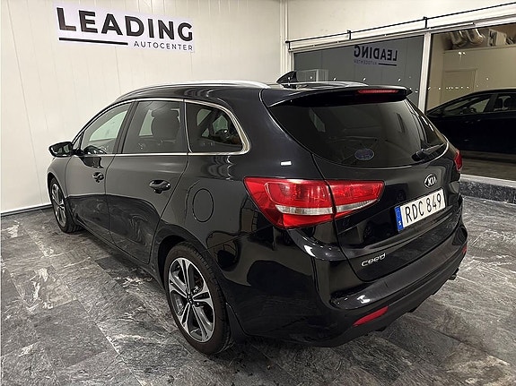 Kia Ceed 2 of 23