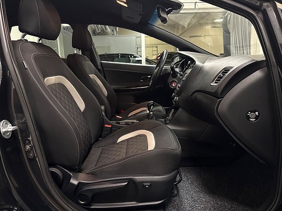 Kia Ceed 6 of 23
