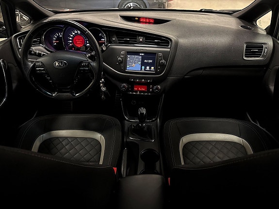 Kia Ceed 14 of 23