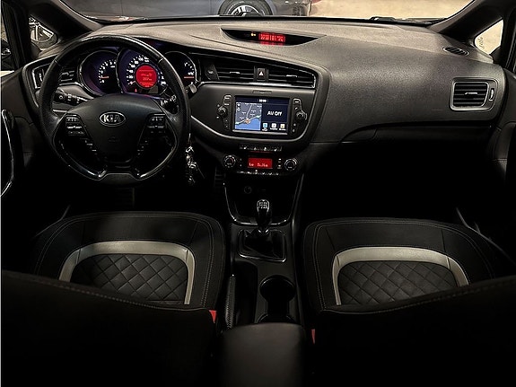 Kia Ceed 14 of 23