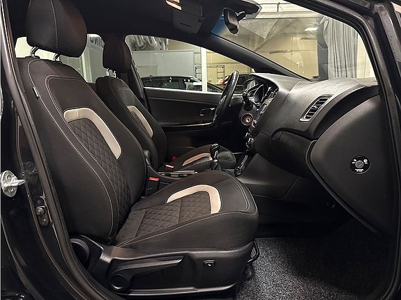 Kia Ceed 6 of 23