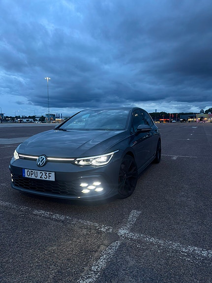 Volkswagen Golf VIII 7 of 10