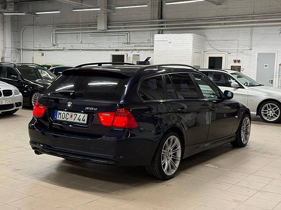 BMW 318d 5 of 12