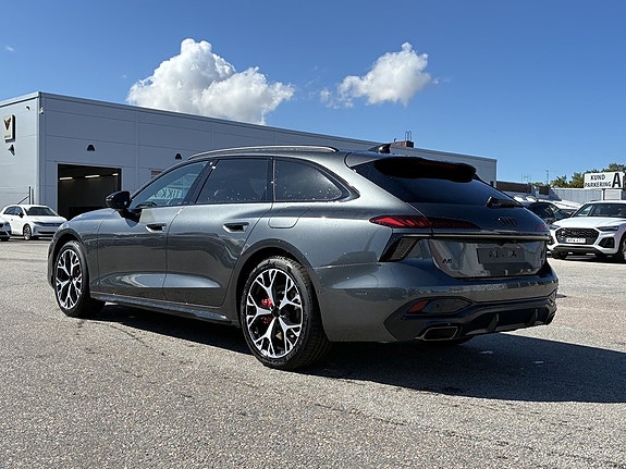 Audi A6 3 of 11