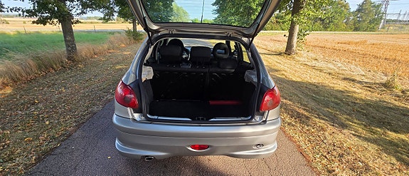 Peugeot 206 16 of 17