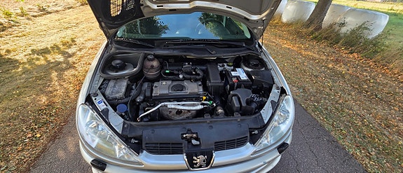 Peugeot 206 15 of 17
