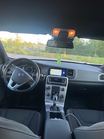 Volvo V60 7 of 11