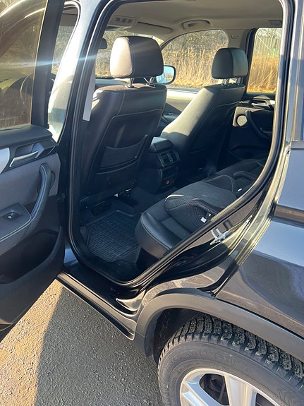 BMW X3 5 of 7
