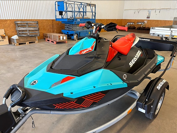Sea-Doo Spark TRIXX 2UP 90 iBR 5 of 8
