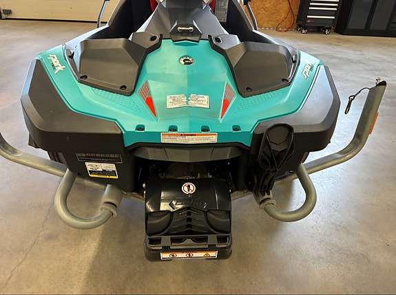 Sea-Doo Spark TRIXX 2UP 90 iBR 3 of 8