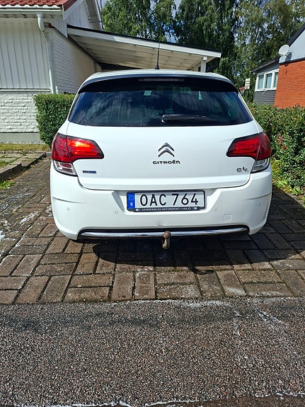 Citroen C4 4 of 6