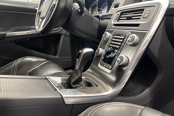 Volvo V60 15 of 20