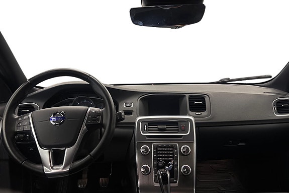 Volvo V60 9 of 20