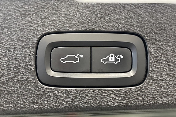 Volvo V60 Cross Country 18 of 22