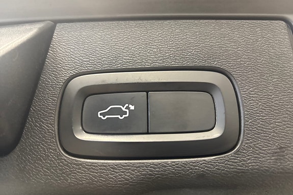 Volvo XC60 18 of 23
