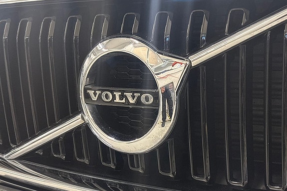 Volvo XC60 21 of 23