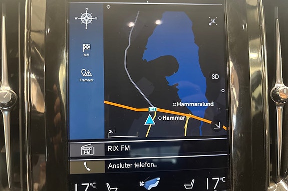 Volvo XC60 16 of 23