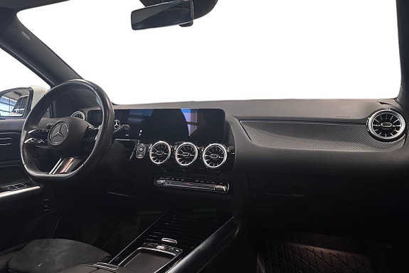 Mercedes-Benz GLA180 d 9 of 21
