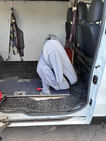 Renault Trafic 11 of 11