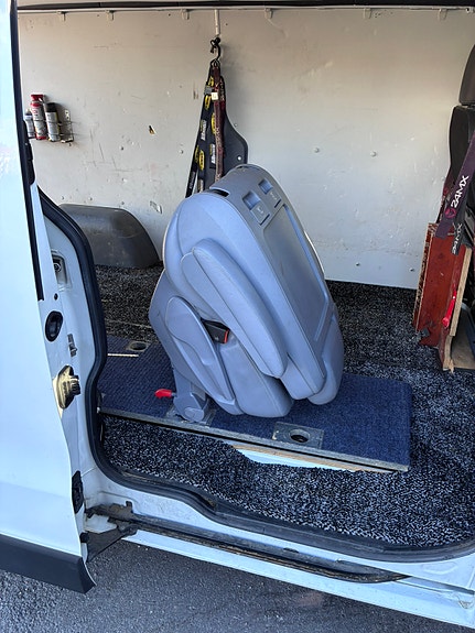 Renault Trafic 7 of 11