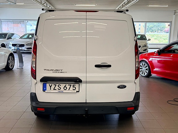 Ford Transit Connect 15 of 15