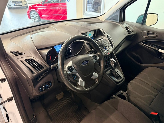 Ford Transit Connect 6 of 15