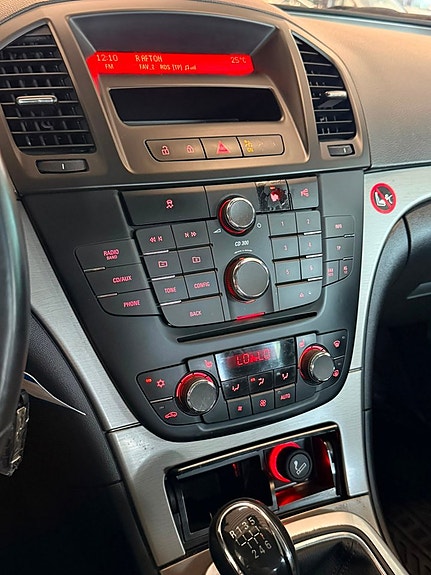 Opel Insignia 8 of 15