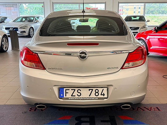 Opel Insignia 15 of 15