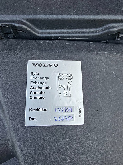Volvo XC70 27 of 30