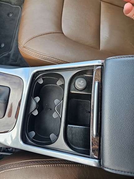 Volvo XC70 22 of 30