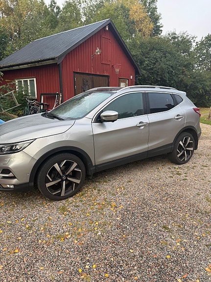 Nissan Qashqai 2 of 4