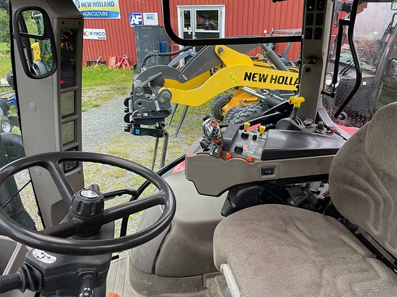 Case Maxxum 130CVX 5 of 8